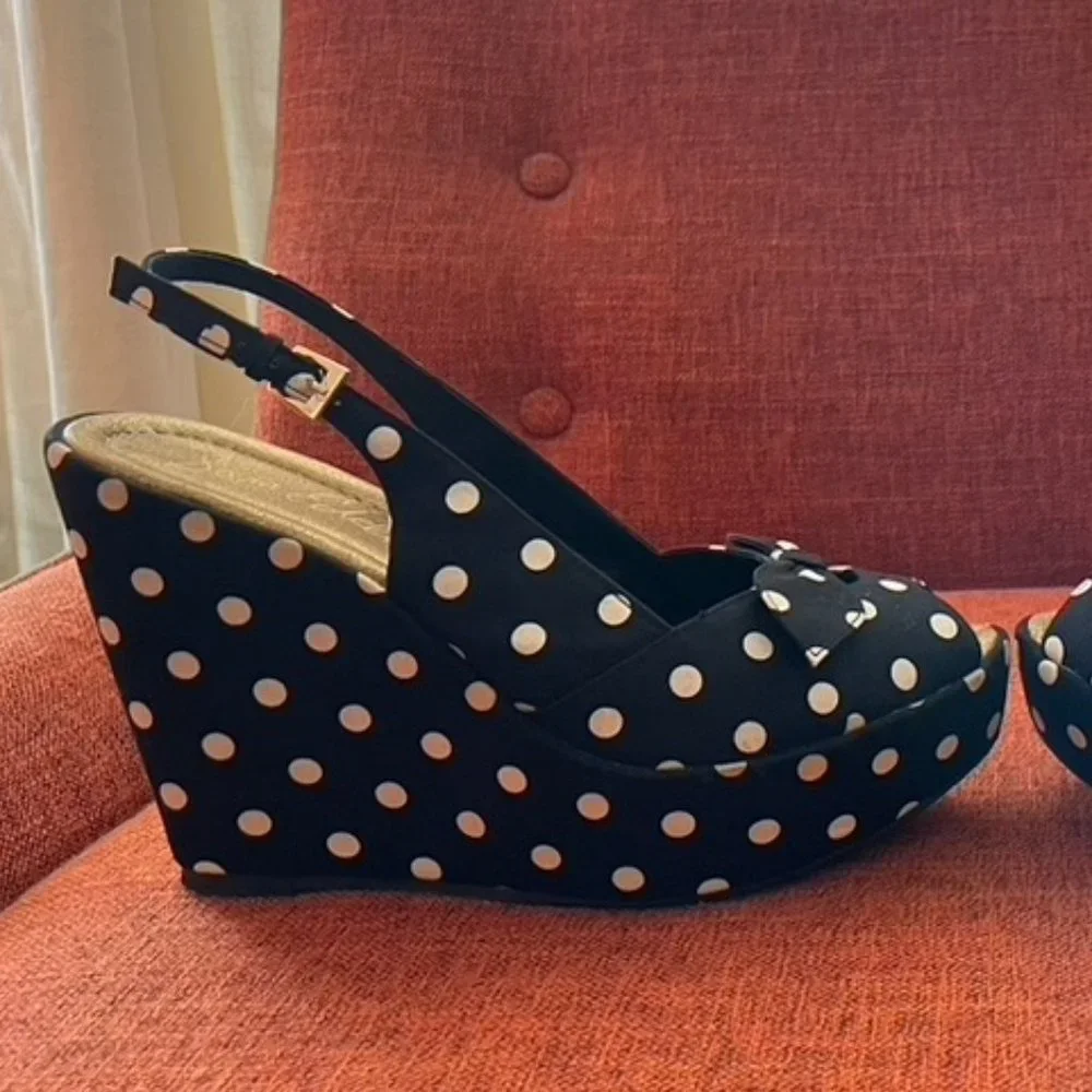 TWO PAIRS - Sam Edelman Retro Platform Heels - Size 6-7 - Picture 4 of 13